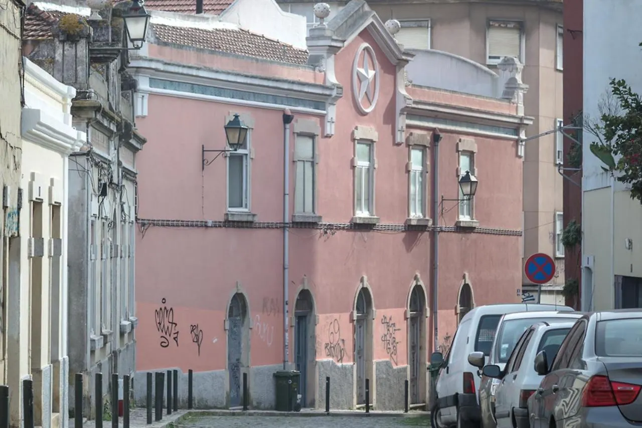 Lovelystay - Sunny Flat W/ Balcony Overseeing Graca And River Lisboa Portugalsko